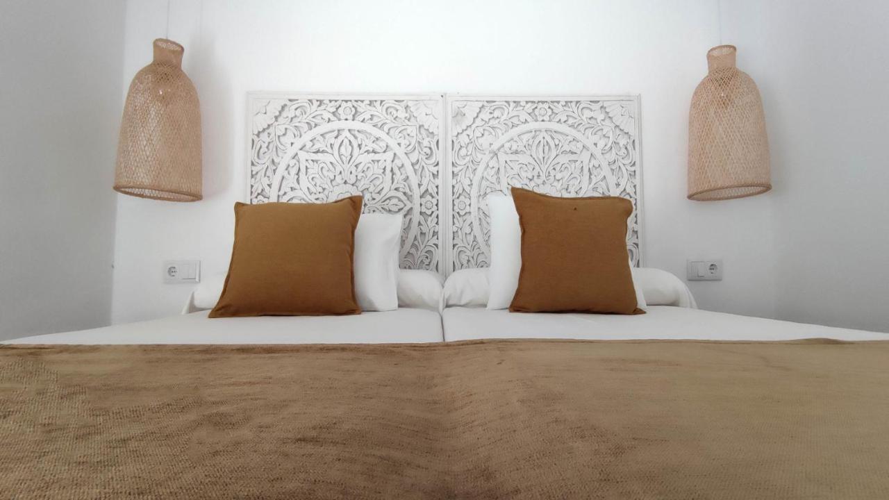 Hotel La Posada De Lola - Adults Only à Bolonia Extérieur photo